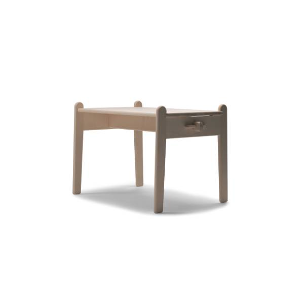 Hans J. Wegner CH411 Children's Table