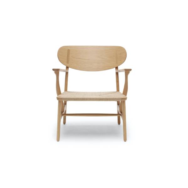 Hans J. Wegner Carl Hansen & Søn CH22 Lounge Chair