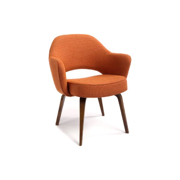 Eero Saarinen Knoll Executive Armchair