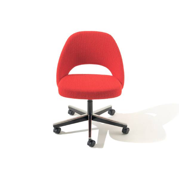 Eero Saarinen Knoll Executive Swivel Chair
