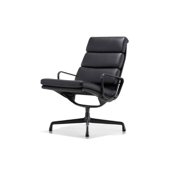 Charles Eames Soft Pad Group Lounge Chair