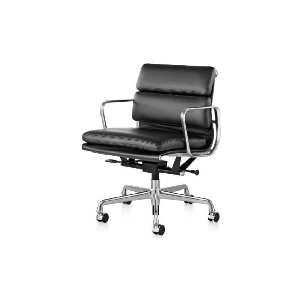 Charles Eames Soft Pad Executive Chair