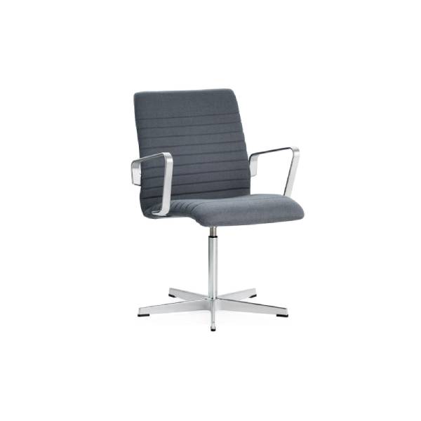 Arne Jacobsen Oxford Premium Low Chair