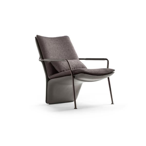 Kensaku Oshiro Poltrona Frau Arabesque Chair